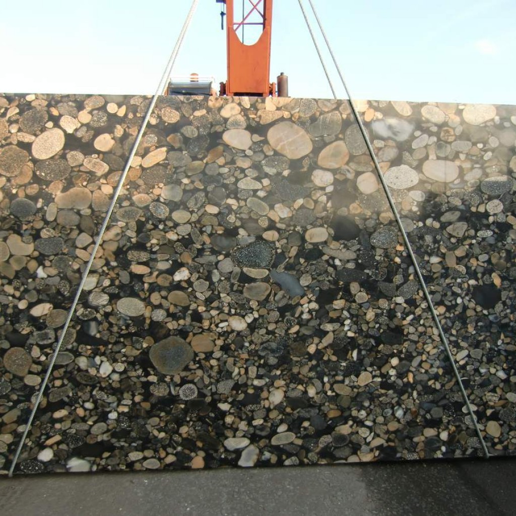 Granite-BlackBlack-Gold-Marinace-1024x1024  